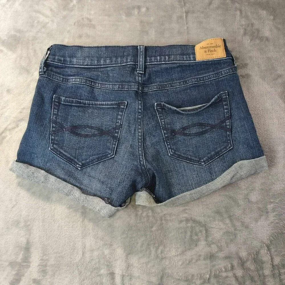 Abercrombie & fitch blue jean shorts dark wash cuffed hem 2 W26‎ casual preppy